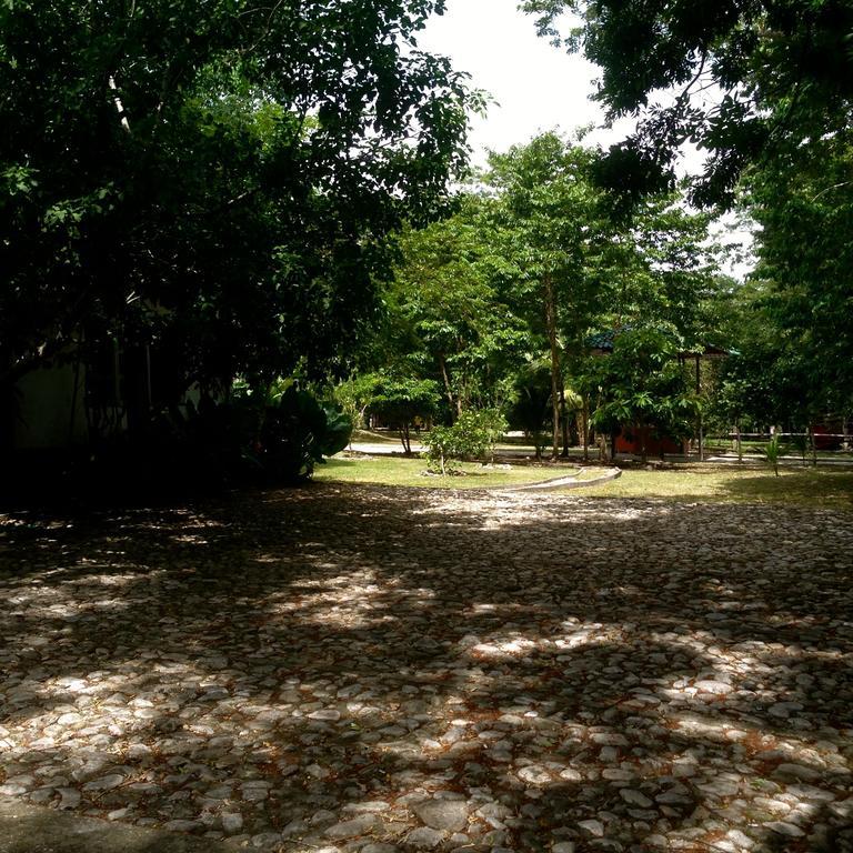Hotel Villas Magen El Remate Exterior photo